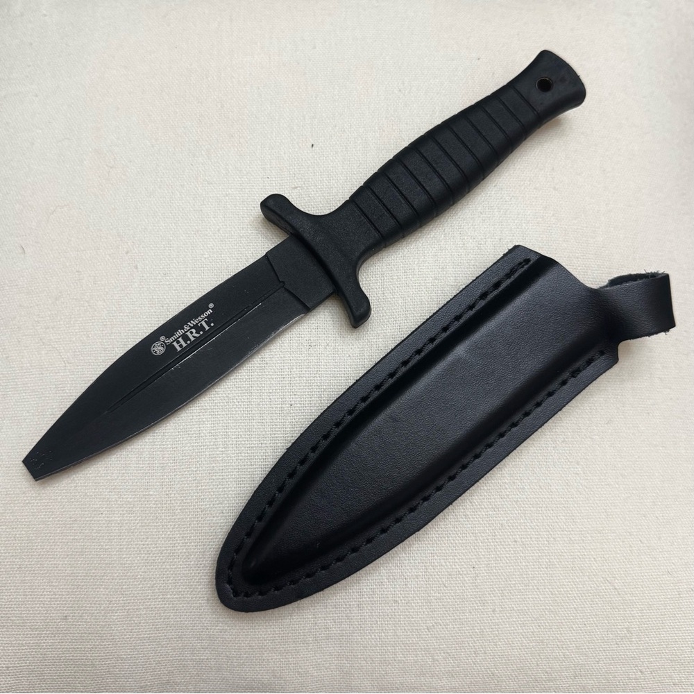 Smith & Wesson 9" H.R.T Double Edged Boot Knife High Carbon StainlessSteel Blade